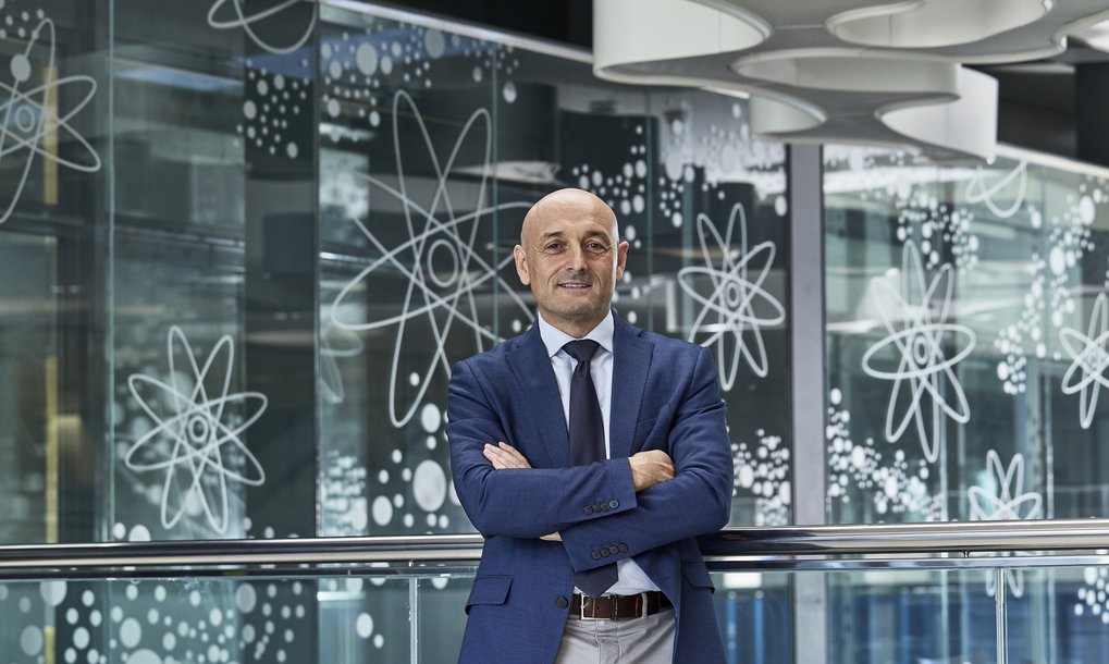 Prof. Lluís Torner