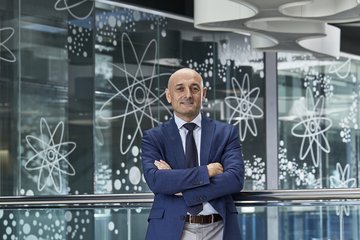 Prof. Lluís Torner