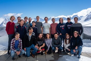 High-altitude Hackathon: Theory Division Collaborates on New Scientific Proposals