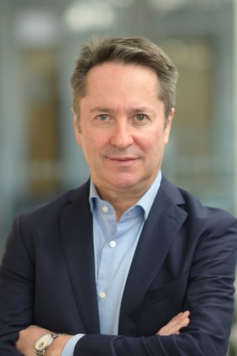 Christine Wolf (MPQ) Prof. Ignacio Cirac